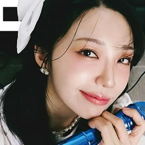Today's Most Loved Jeong Eunji (Apink)