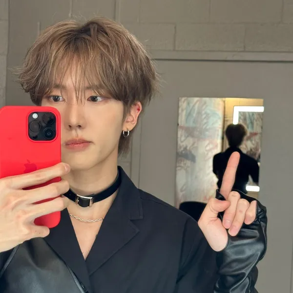 Today's Most Loved JUNG HOON (OMEGA X)