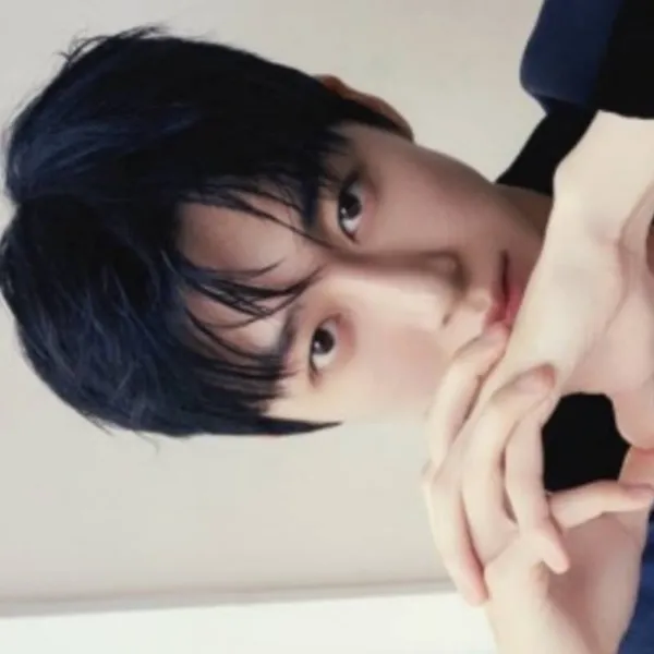 Momen Terbaik Hyungwon (MONSTA X) Pilihan Penggemar
