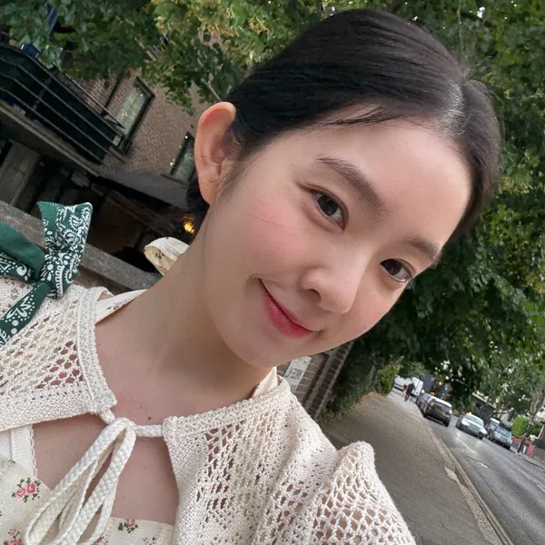 Today's Most Loved Irene (Red Velvet)