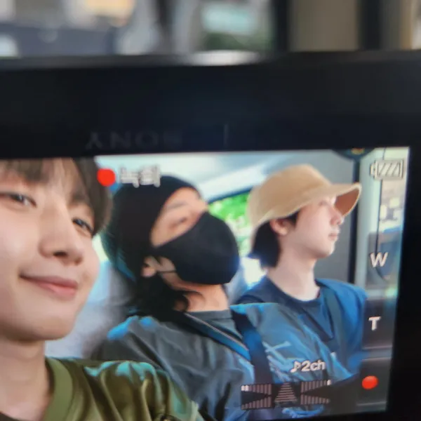 Top Photo Full of PENTAGON Love