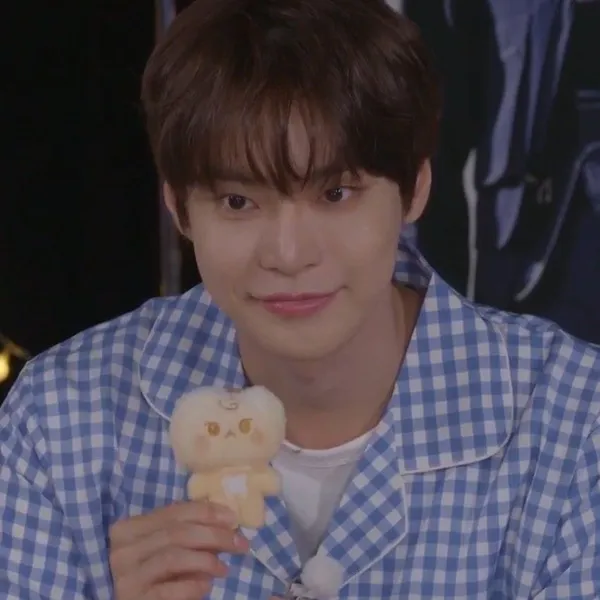 Today's Most Loved Doyoung (NCT 127)