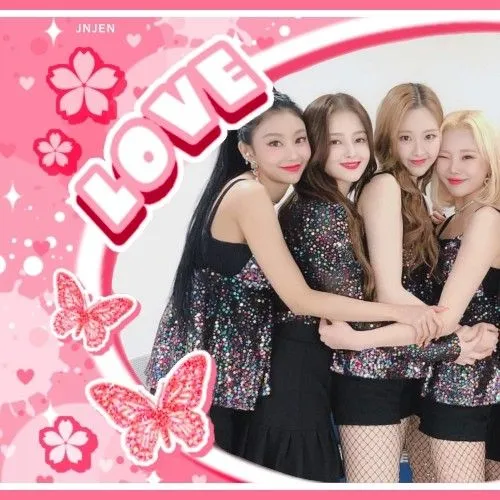 Top Photo Full of MOMOLAND Love