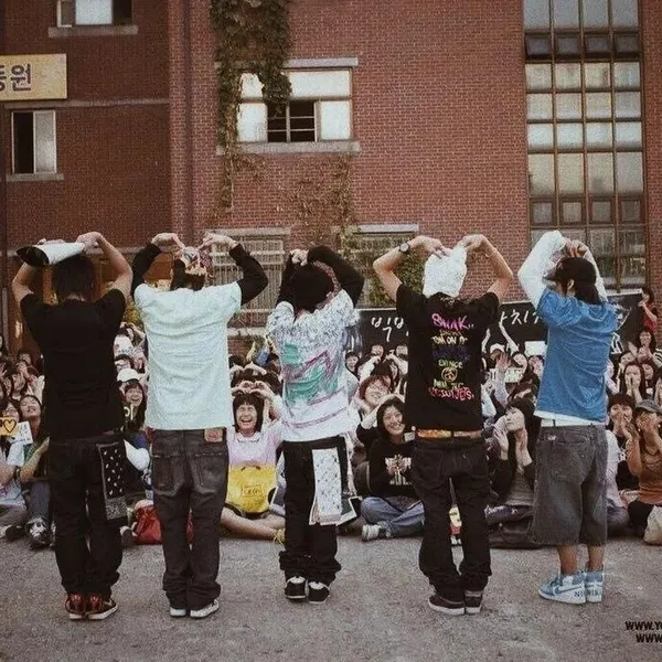 Today's Most Loved BIGBANG