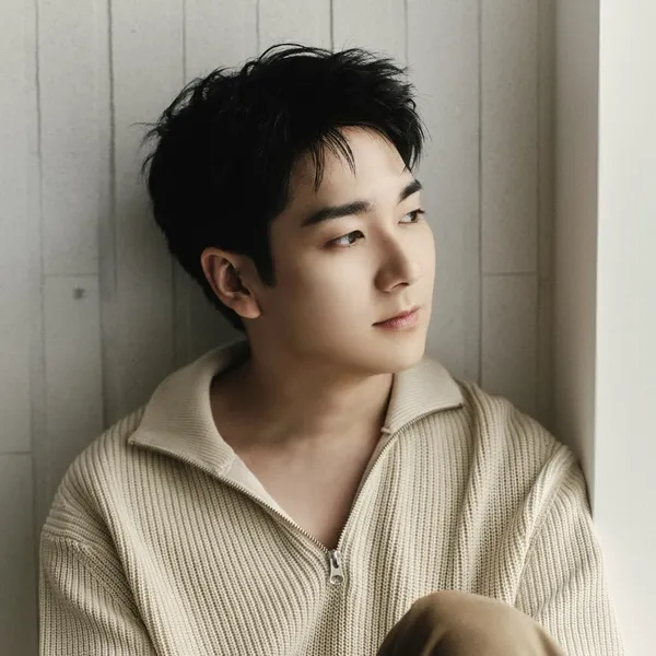 Today's Most Loved Aron