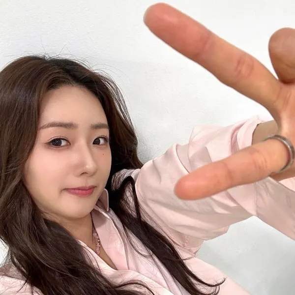 Today's Most Loved Yoon Bomi (Apink)