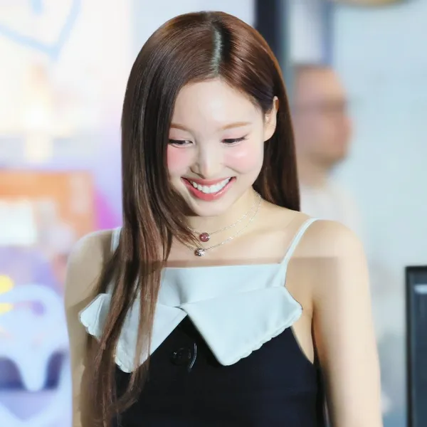 今日最受喜愛的TWICE
