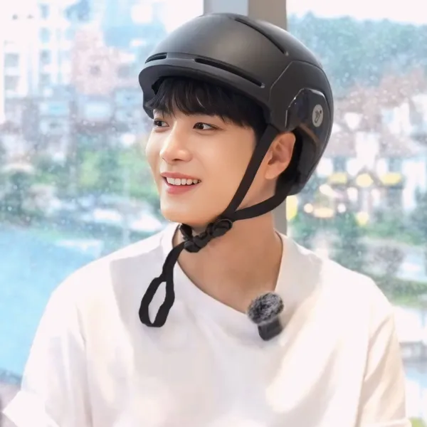 Today's Most Loved Kim Jonghyeon