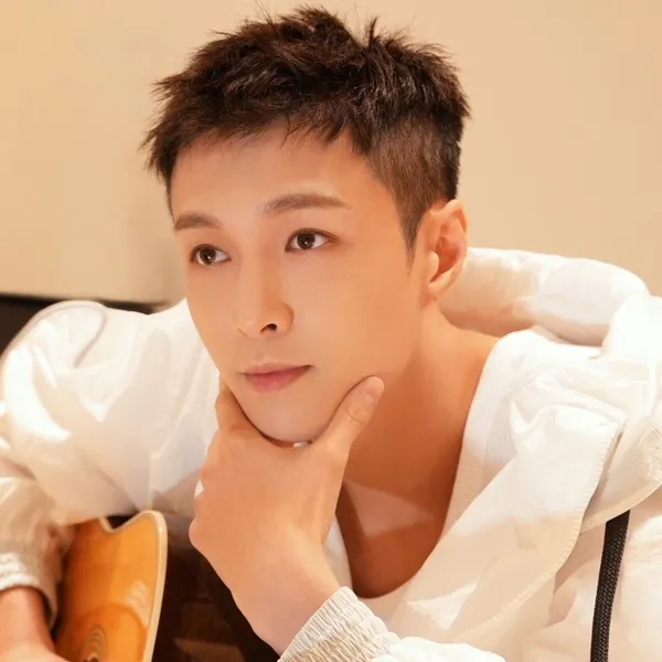 粉絲票選的Lay (EXO)最佳瞬間