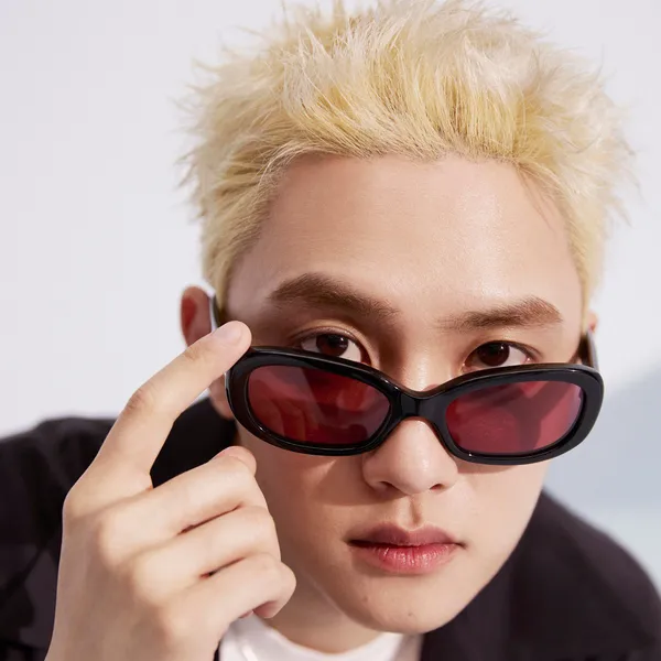 Today's Most Loved D.O. (EXO)