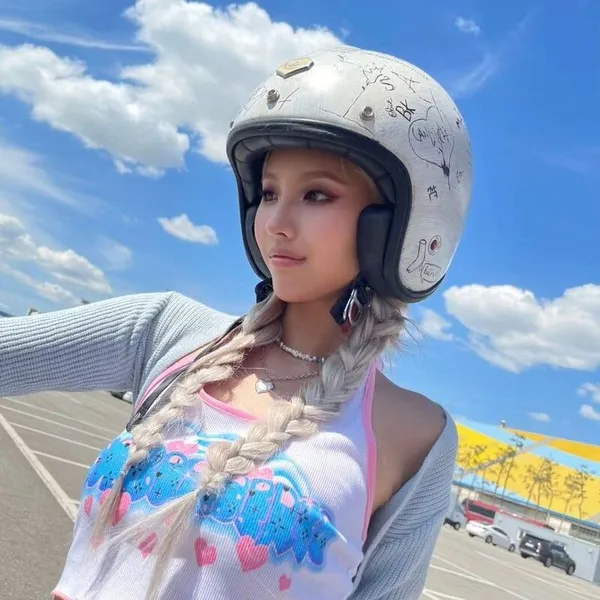 Today's Most Loved Soyeon (i-dle)