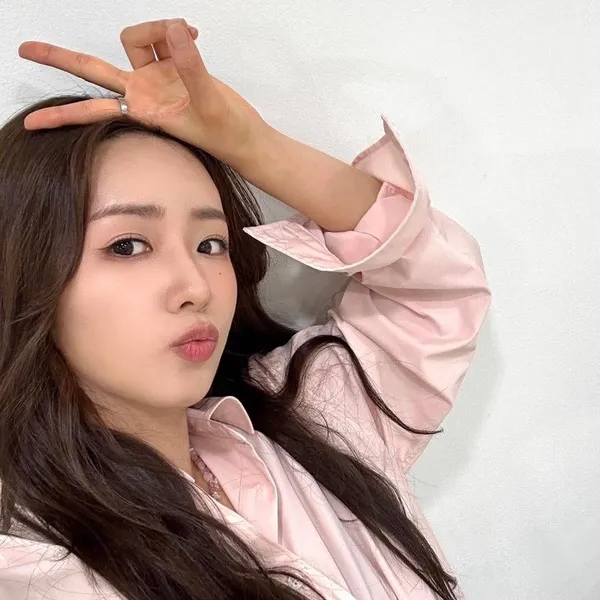Today's Most Loved Yoon Bomi (Apink)