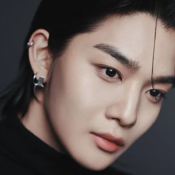 Today's Most Loved Bae Jinyoung