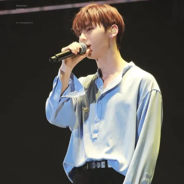 Today's Most Loved Hwang Minhyun
