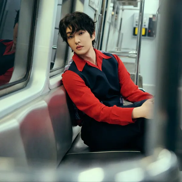Today's Most Loved Onew (SHINee)