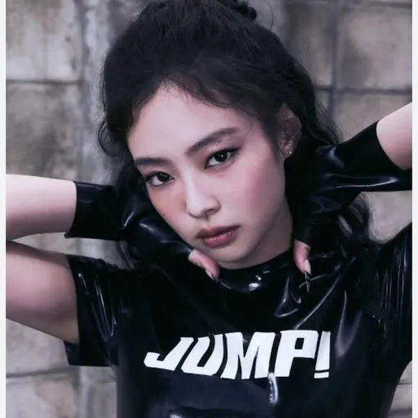 充满粉丝爱意的Jennie (BLACKPINK)人气照片