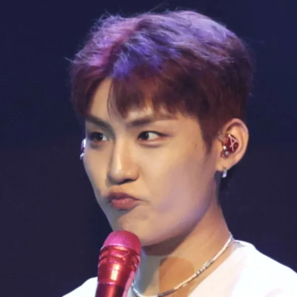 Fans' Pick: Best Moment of Park Woojin (AB6IX)