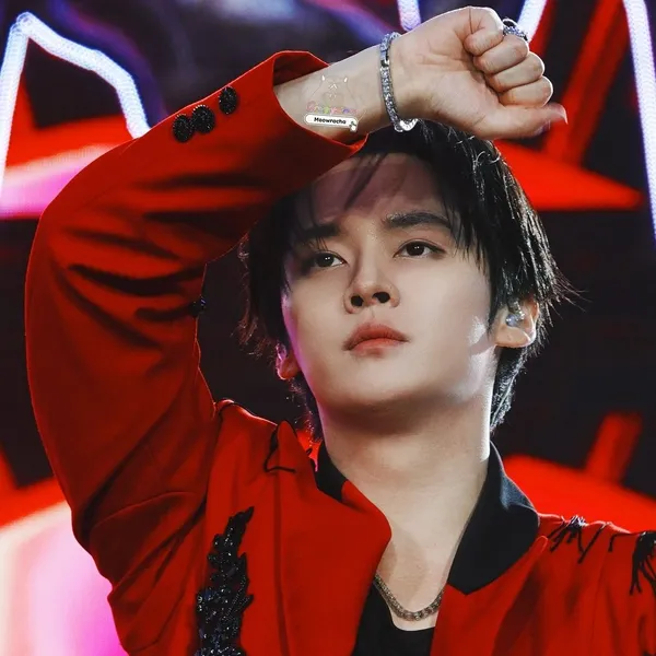 Top Photo Full of Lee Know (Stray Kids) Love