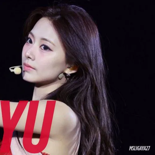 Today's Most Loved Tzuyu (TWICE)
