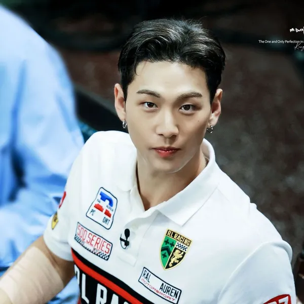 Top Photo Full of Baekho Love