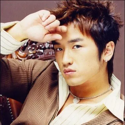 Today's Most Loved Lee Minwoo (SHINHWA)