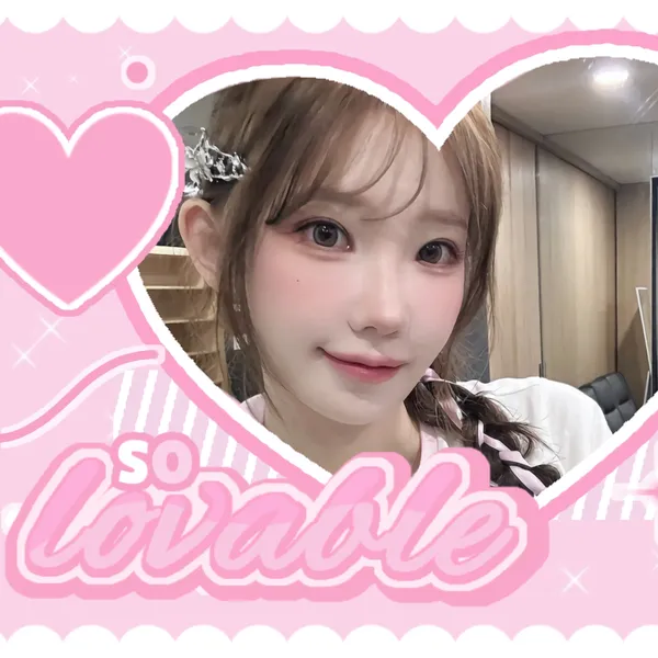 Today's Most Loved Magenta (QWER)