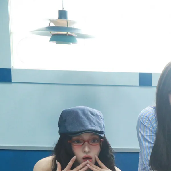 Foto Populer Penuh Cinta untuk OH MY GIRL