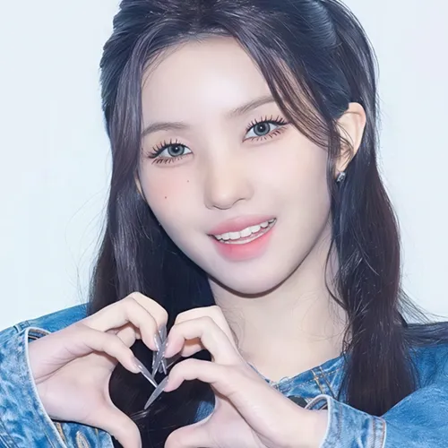 Today's Most Loved Soyeon (i-dle)