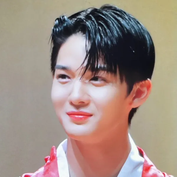 Today's Most Loved Bae Jinyoung