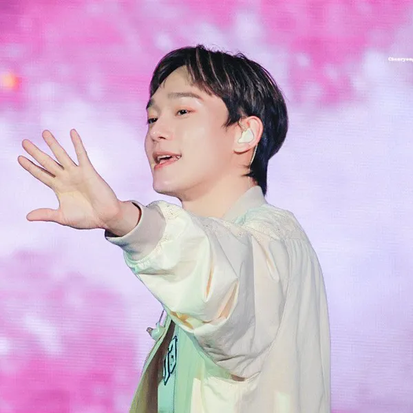 Top Photo Full of Chen (EXO) Love