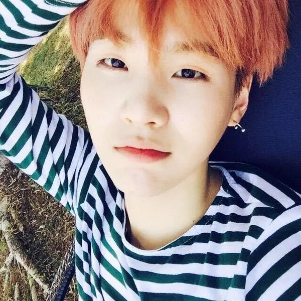 今日最受喜愛的SUGA (防彈少年團)