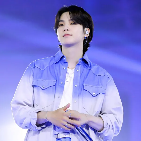 粉絲票選的SUGA (防彈少年團)最佳瞬間