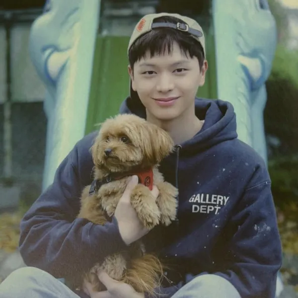 Top Photo Full of Yook Sungjae (BTOB) Love