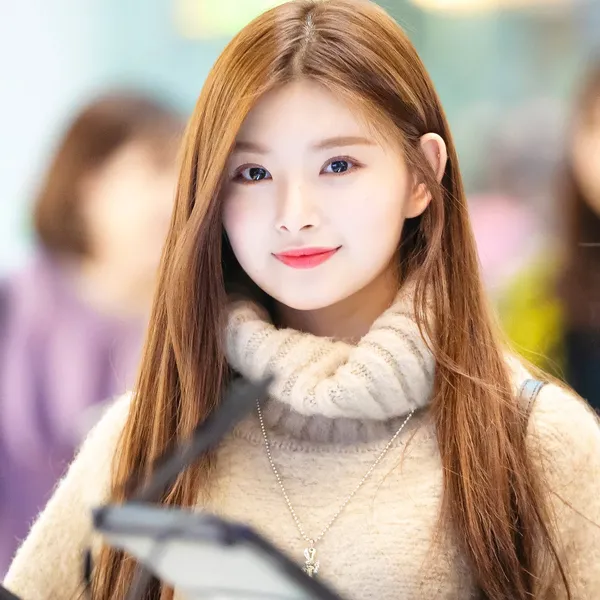 Today's Most Loved Yiren (EVERGLOW)