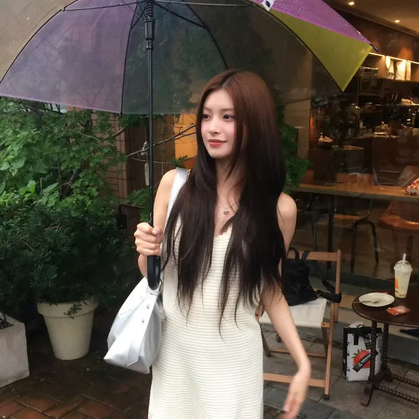 Top Photo Full of Yiren (EVERGLOW) Love
