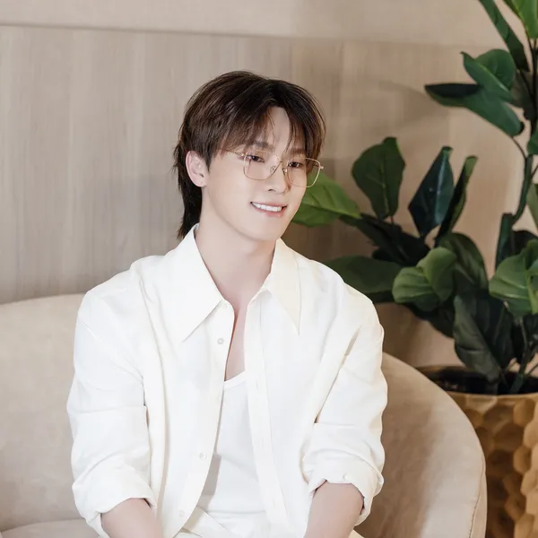 Today's Most Loved Dino (SEVENTEEN)