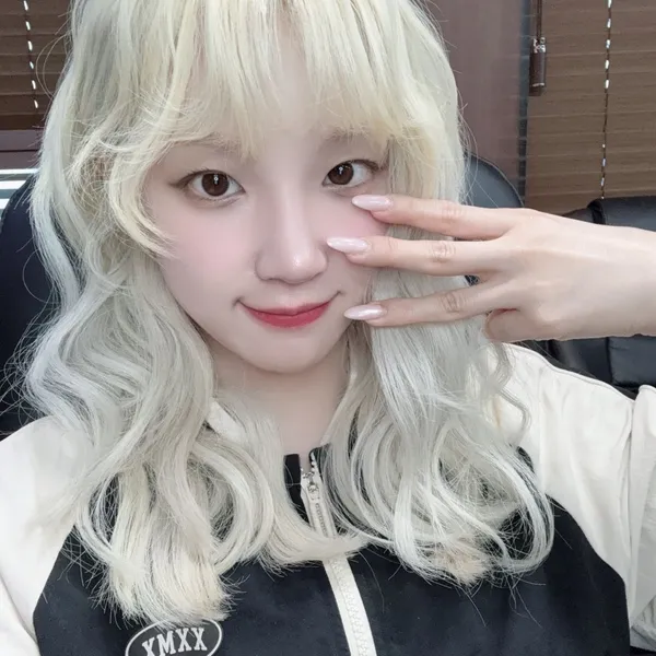 Today's Most Loved Yuqi (i-dle)