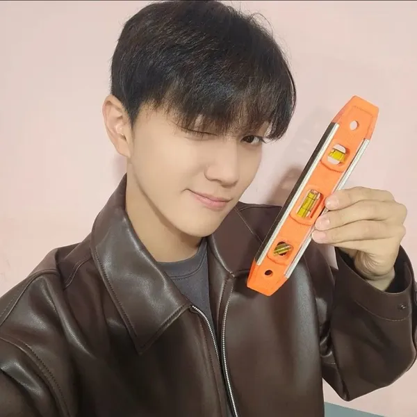 Top Photo Full of Hong Joochan (GoldenChild) Love