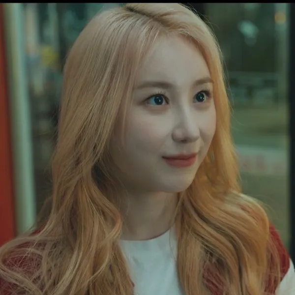 Today's Most Loved Lee Chaeyeon