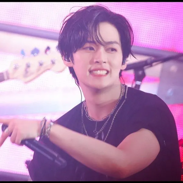 粉絲票選的Lee Know (Stray Kids)最佳瞬間