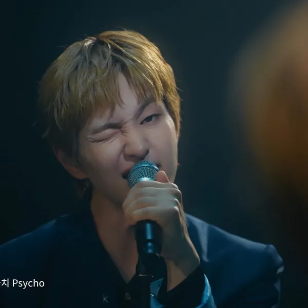 Today's Most Loved Onew (SHINee)