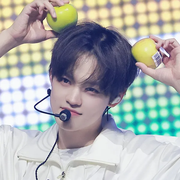Top Photo Full of Chenle (NCT DREAM) Love
