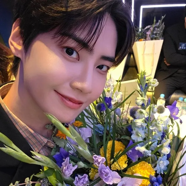 Today's Most Loved Lee Jinhyuk