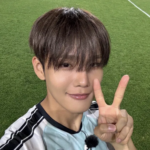 Today's Most Loved Seunghun (B.D.U)