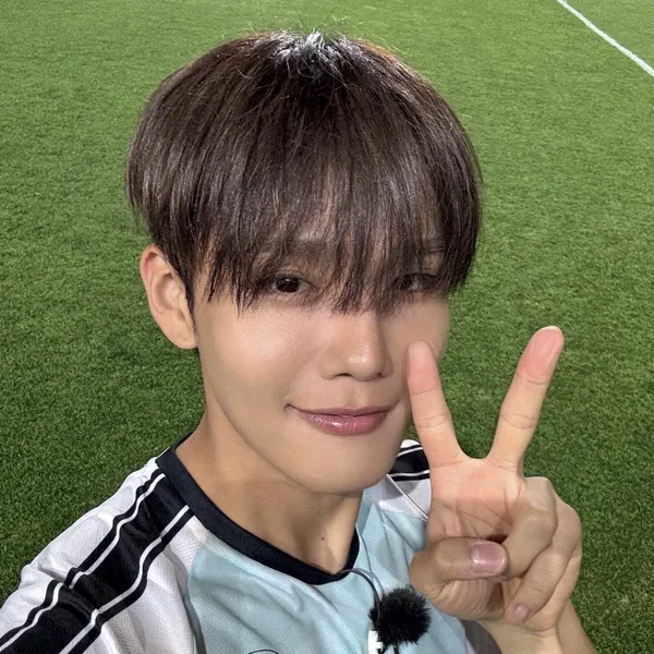 Today's Most Loved Seunghun (B.D.U)