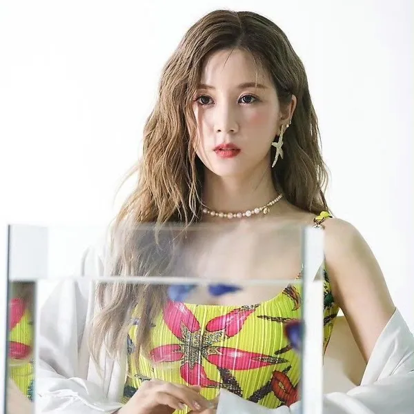 Apink チョロン　公式生写真　韓国音楽番組収録　サノク　② Apink アニメ主題歌の新曲『Brand New Days』でさらなる飛躍を