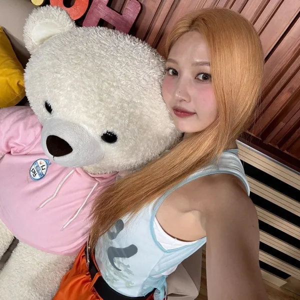 充满粉丝爱意的Joy (Red Velvet)人气照片