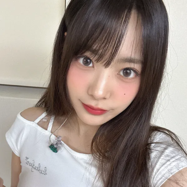 今日最も愛されたシヨン (QWER)の姿