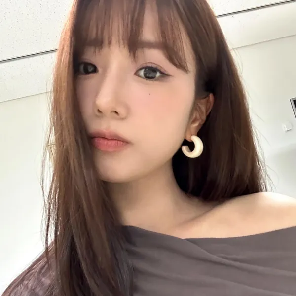 今日最受喜愛的尹普美 (Apink)