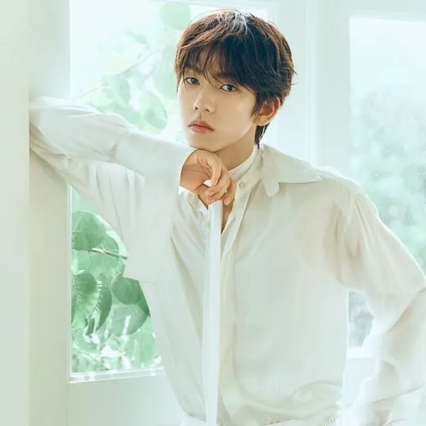 Today's Most Loved Haemin (8TURN)